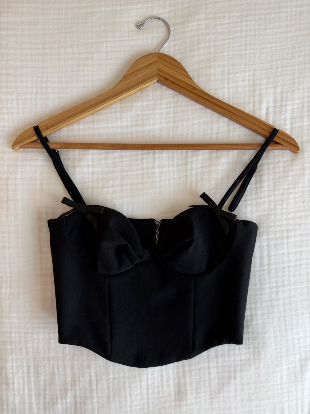 Women’s RUMORED crop top
